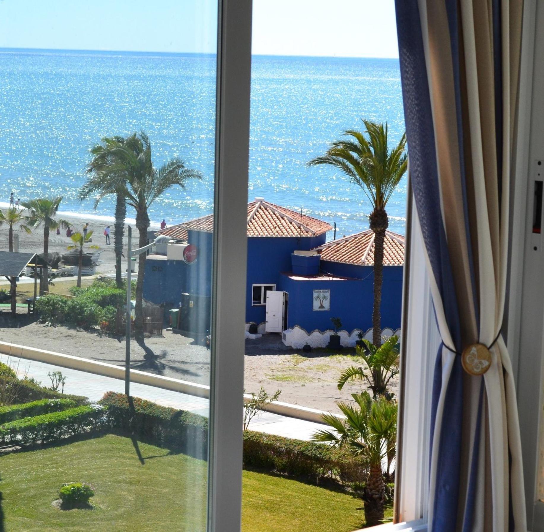 Apartament Spacious 1 Bedroom Apartment, Front, Costa *